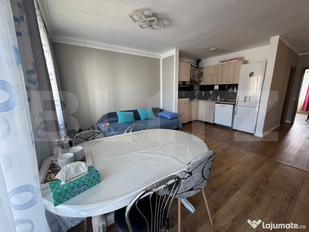 Apartament 2 camere, mp, etaj intermediar, zona Teilor