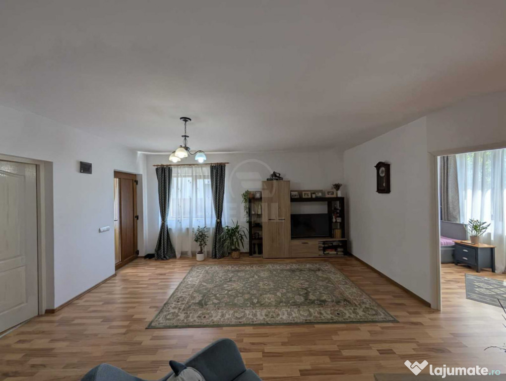 Casă tip duplex de vânzare în Gilău – zonă centrală, comision 0%