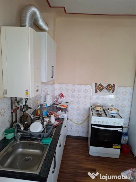 Vând casă, 3 camere 125 mp, Micro 1