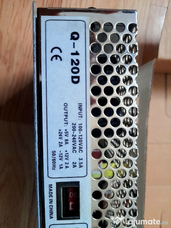 Vând sursă alimentare multiple volt