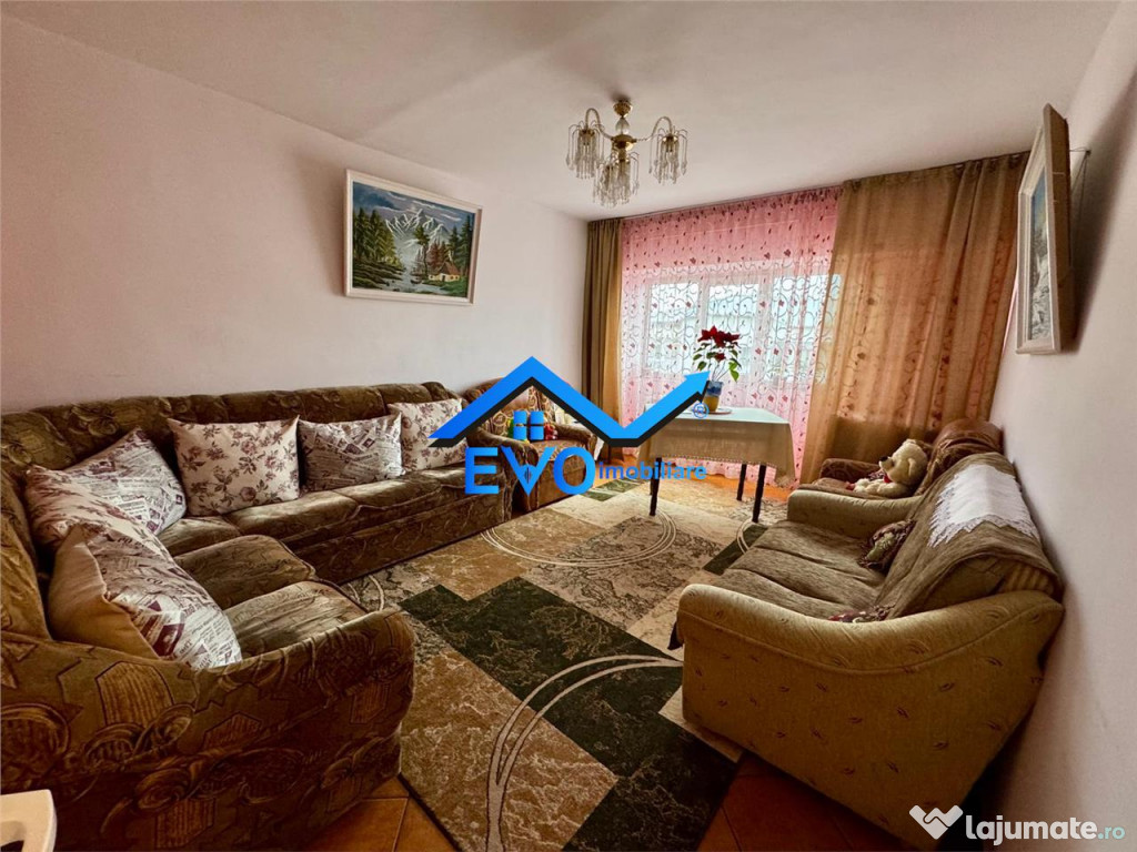 Apartament cu 3 camere, 2 bai , bloc 1984, Nicolina , Iasi