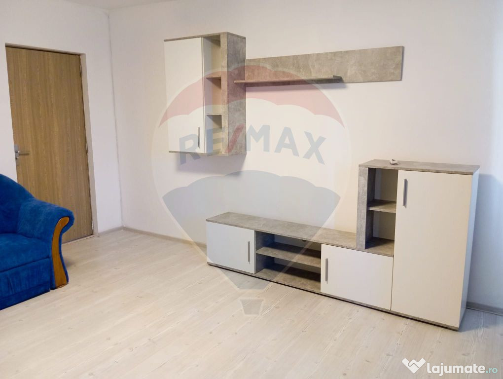 Apartament cu 2 camere de vânzare în zona Central