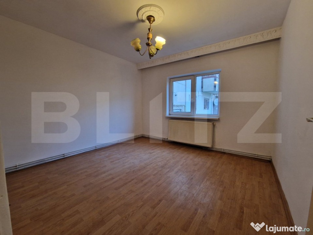 Apartament cu 3 camere, boxa de 14mp, parter inalt, Gheorghe
