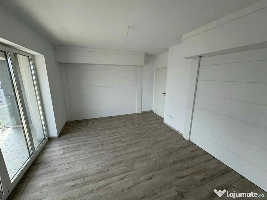 Apartament 2 camere, decomandat - zona Avantgarden