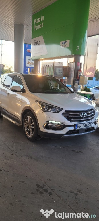 Vând Hyundai Santa Fe 4wd 2016