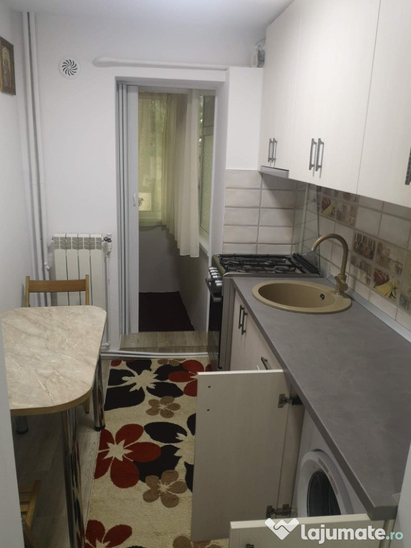 Apartament de închiriat