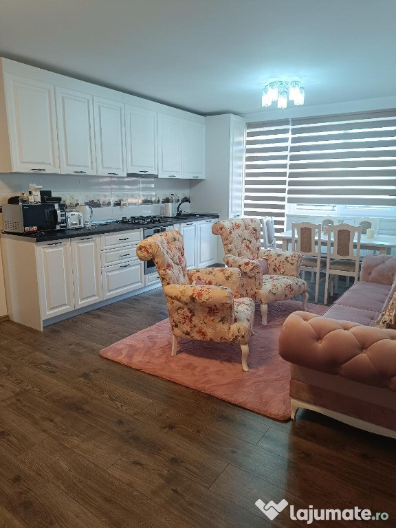 Apartament 3 camere Subcetate etaj 1