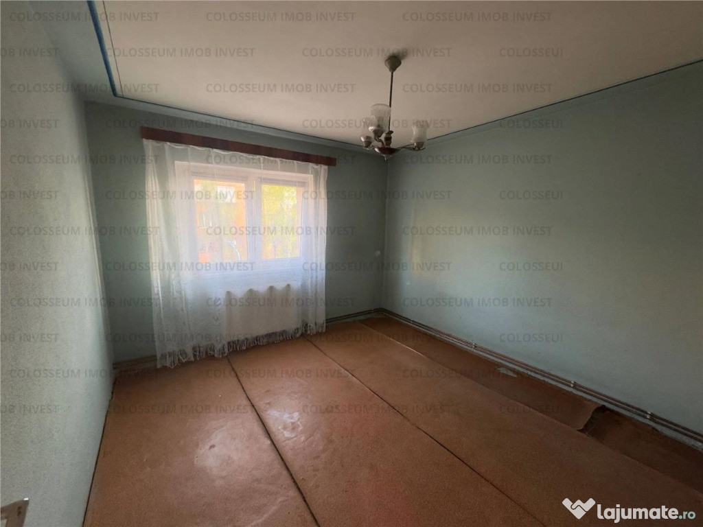 Apartament de renovat! 3 camere, 2 bai, etaj 3 / 4, Tractorul!