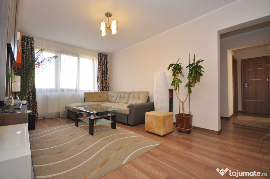Apartament 3 camere lux Centrul Civic