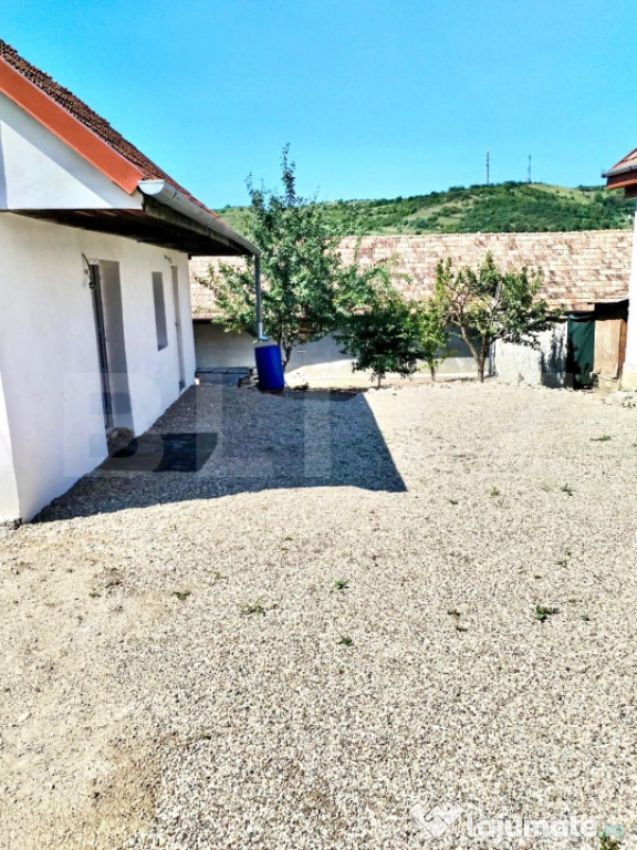 Casă de vânzare în Aiud – 2 camere, semifinisată, cu p