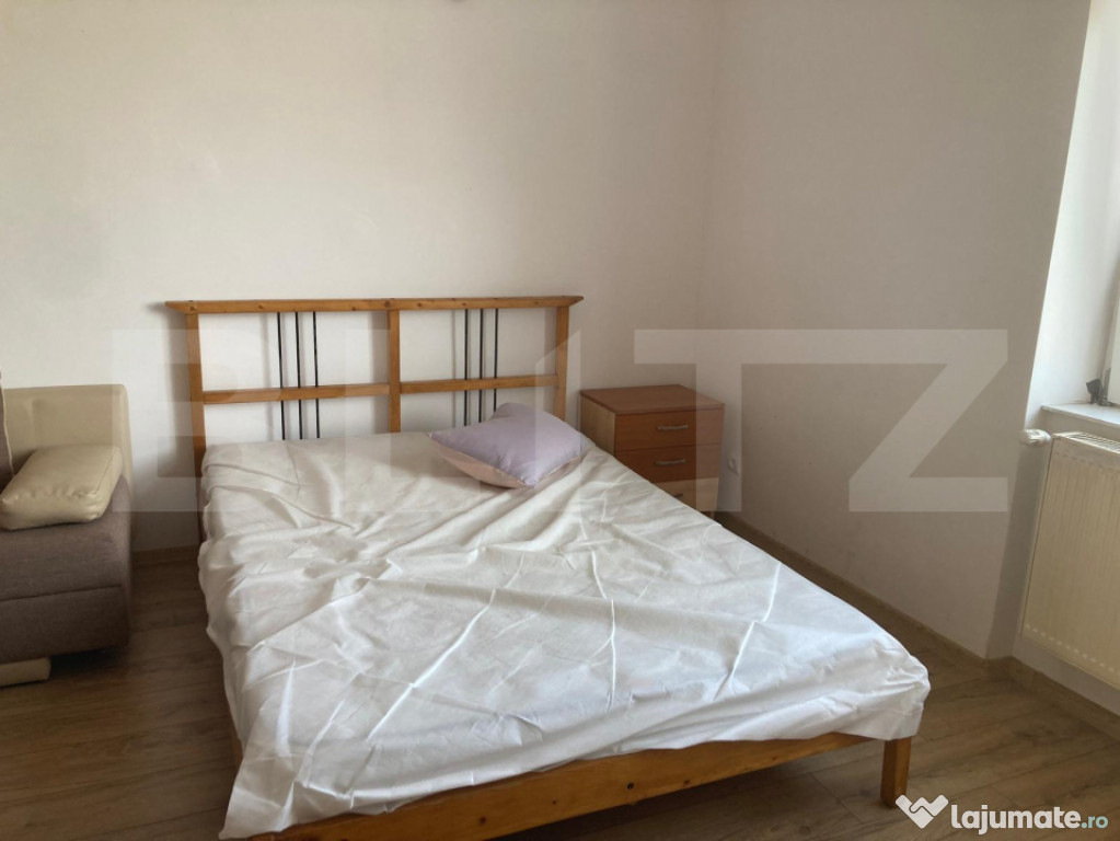 Apartament 1 camera, 35 mp, zona strazii Republicii