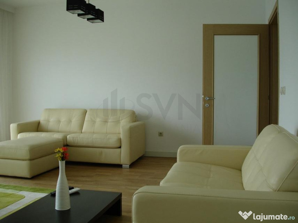 3 camere Emerald Rezidence loc de parcare vedere la lac