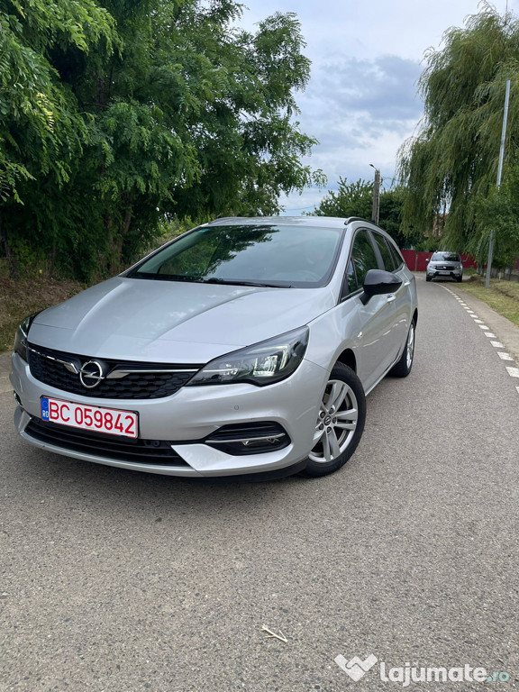 Opel Astra Tourer Sport 1.2 Manuala 2021:06 65000km