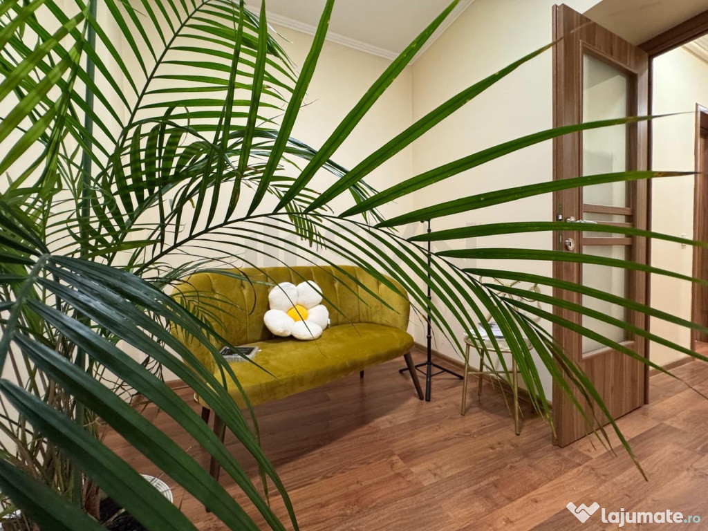 Apartament spatios etaj 1 I pretabil locuinta sau activit...