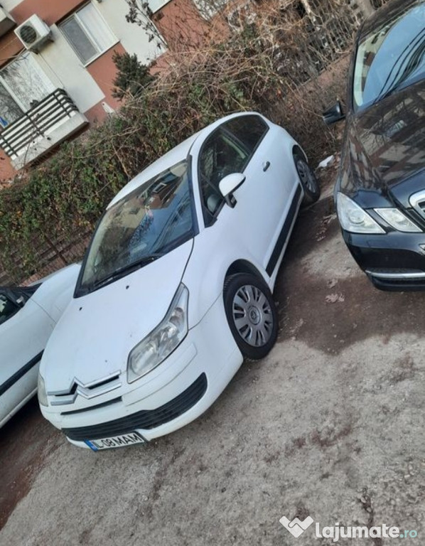Citroen c4,an 2006,culoare alb
