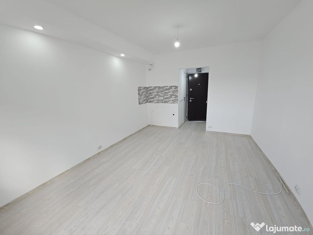 GARSONIERE 3 MINUTE METROU, RENOVATE 2025, SALAJAN