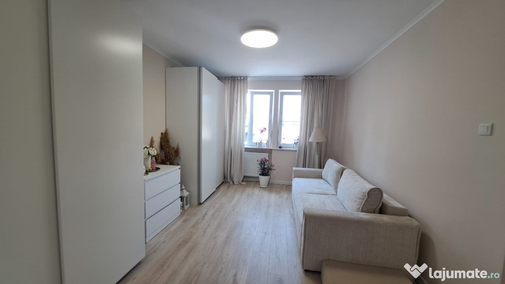 Particular apartament 2 camere 46 mp.etaj 1 renovat total zona Gara