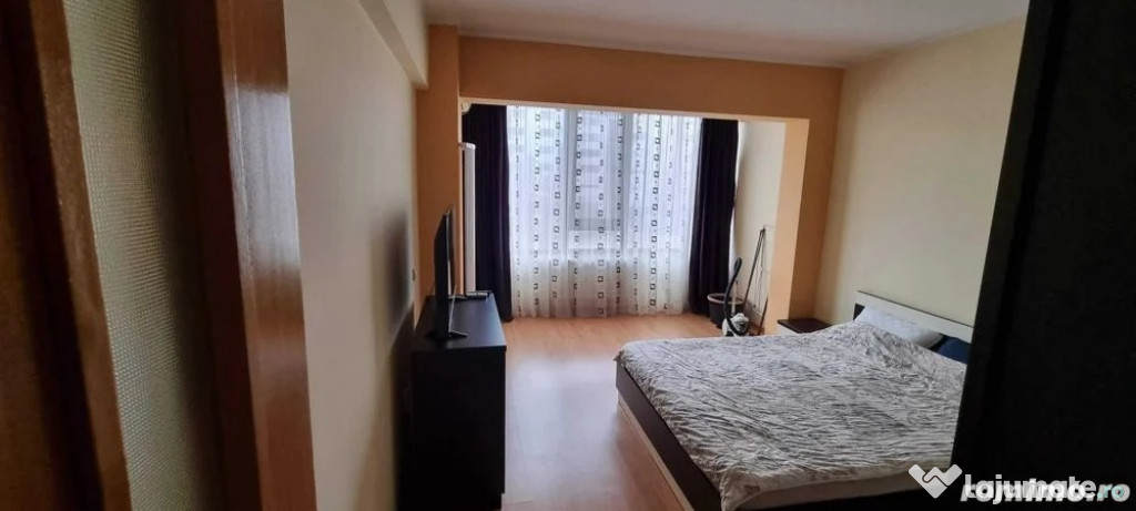2 camere in zona Lipovei