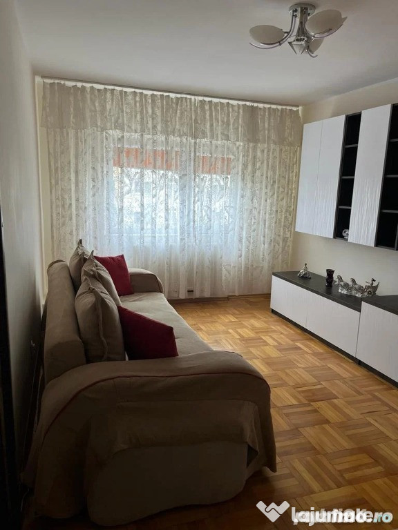 1 camera in zona Spitalului Judetean