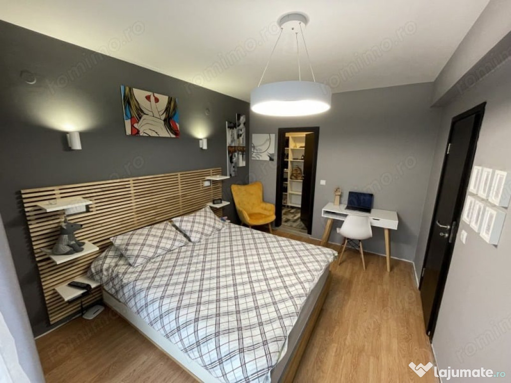 3 camere in zona Complexului Studentesc
