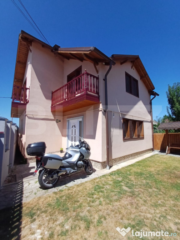 Casa individuala, 4 camere in zona Micro I