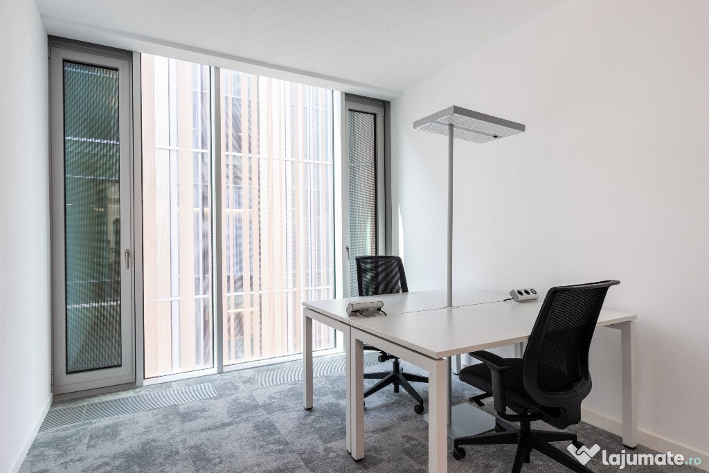 Spațiu de birou frumos proiectat pentru 1 persoană în Spaces Spaces