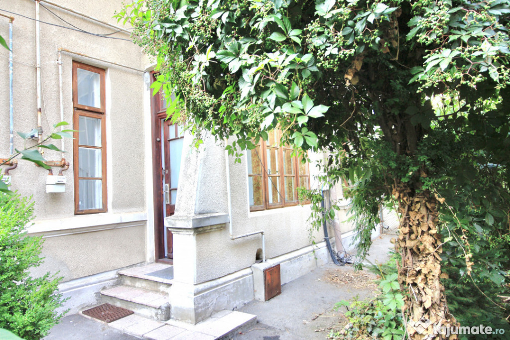 DOROBANTI-CAPITALE STRADA WASHINGTON, APARTAMENT IN VILA!