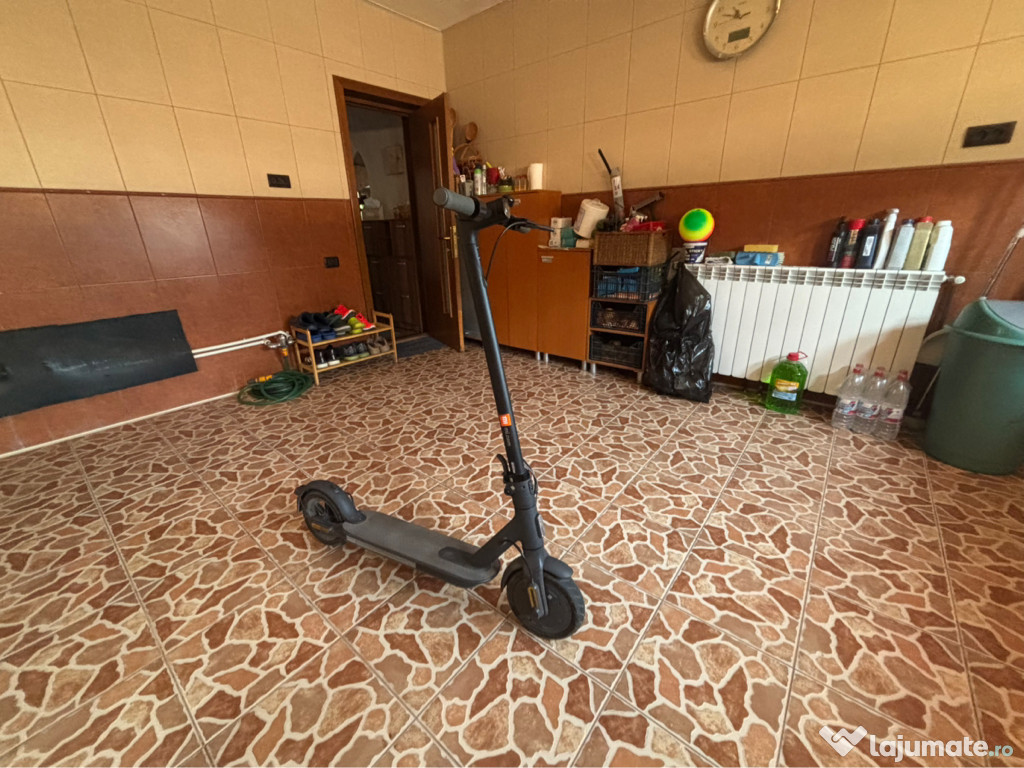 Trotinetă electrică xiaomi essential