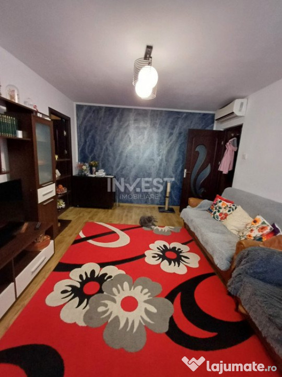 Apartament cu 3 camere de vanzare in zona Zimbru-Mobilat si