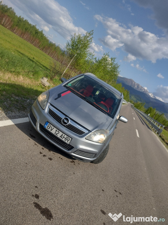 Opel Zafira 7 locuri