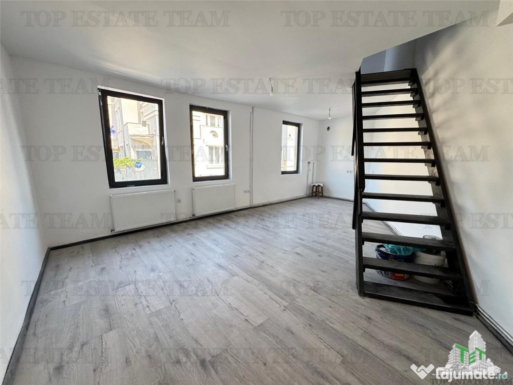 Casa renovata complet, acces stradal, zona centrala Pache Pr