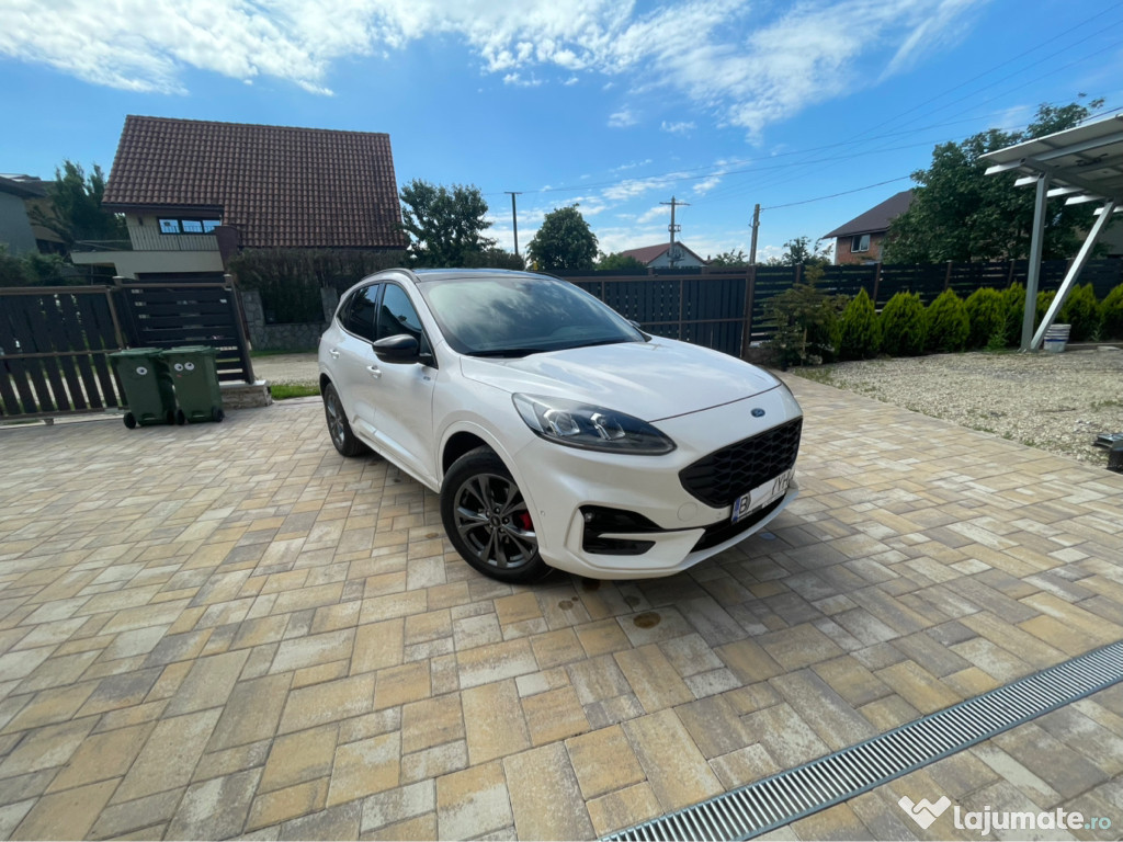 Ford Kuga STLine X 2023 garantie extinsa
