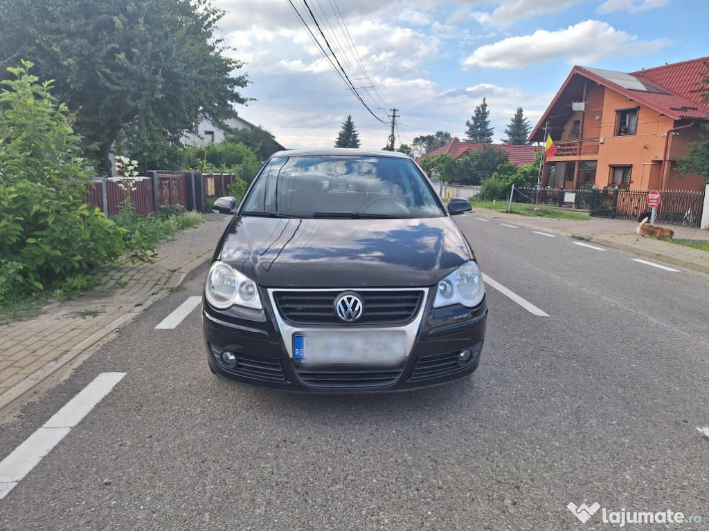 Volkswagen Polo 1.2 Benzină – An 2007 – 115.000 km