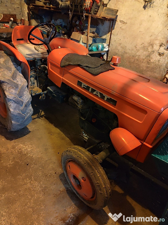 Vind tractor fiat 25 de cai