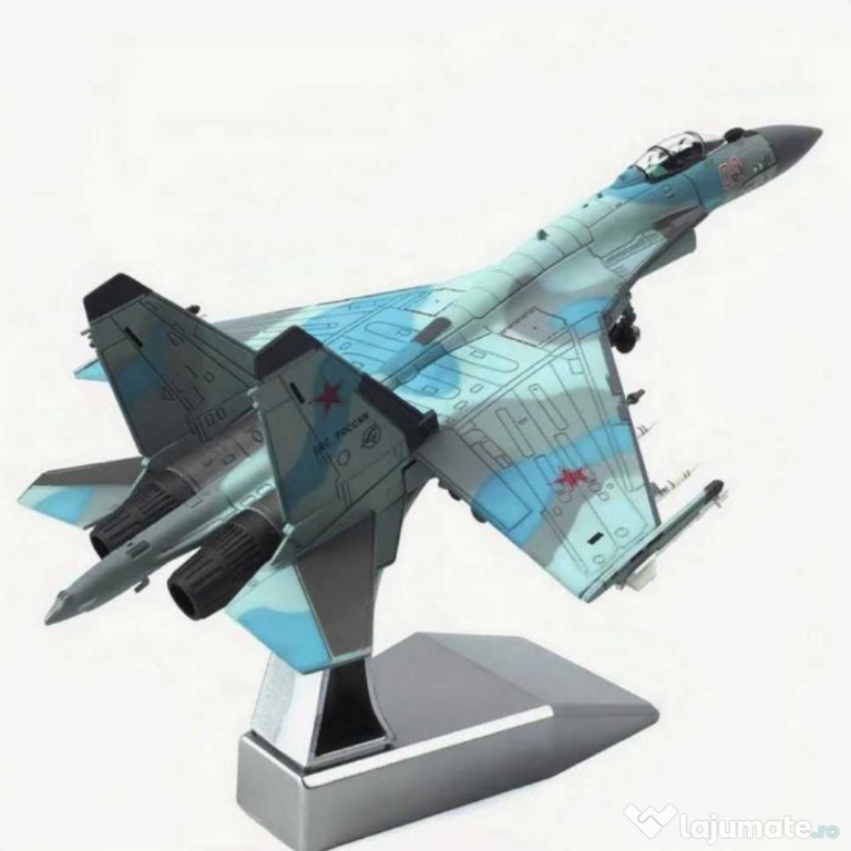 Macheta avion metalica Su-35S Super Flanker E 1:100 23cm