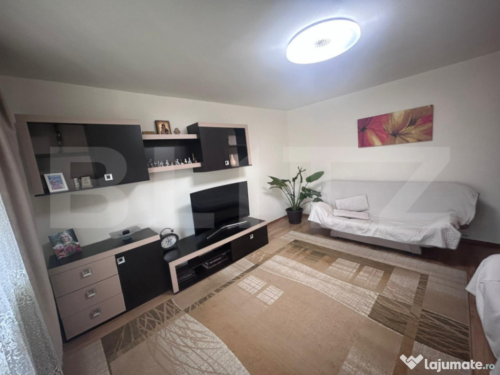 Apartament cu 4 camere, 2 bai , zona Nanterre