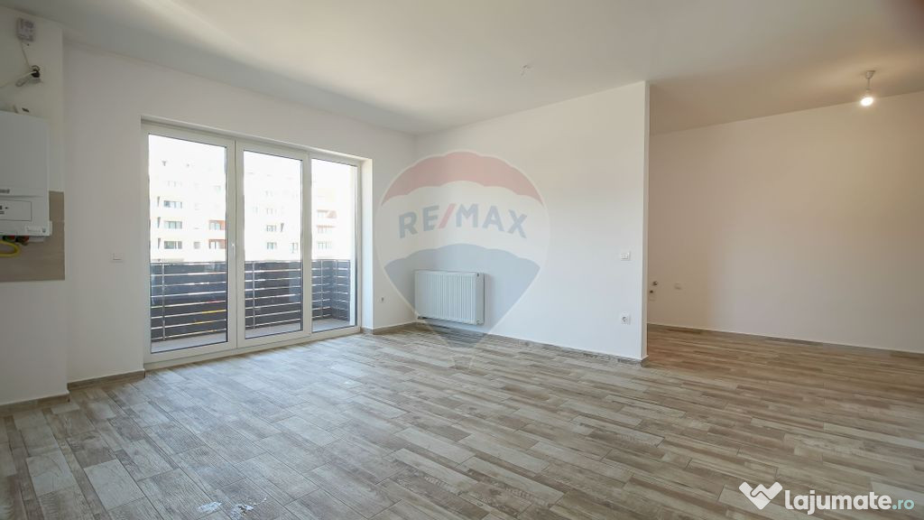 Studio nemobilat de închiriat, parcare și boxă | Avant...