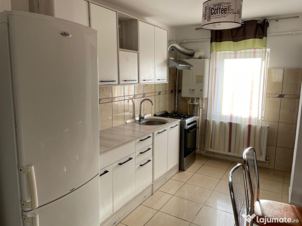 Apartament de închiriat