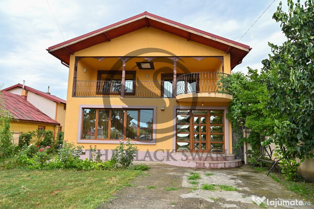 Casa cu 5 camere de vanzare | Teren 930 MP | Bărcăne?...