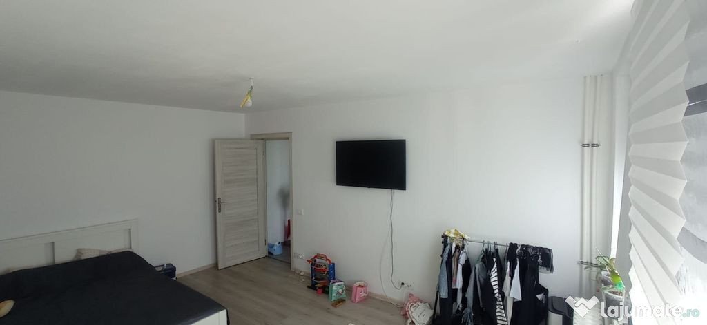 Apartament 3 camere decomandat Obregia Aliorului