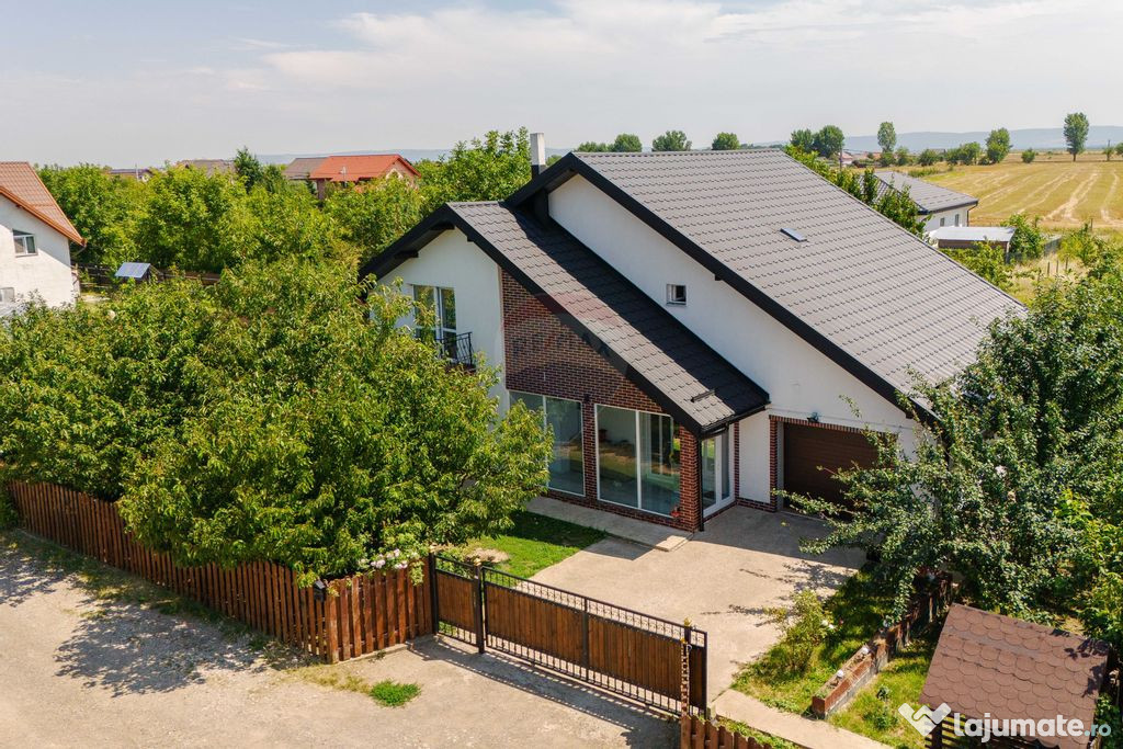 Casa / Vila 5 camere in Vorovesti