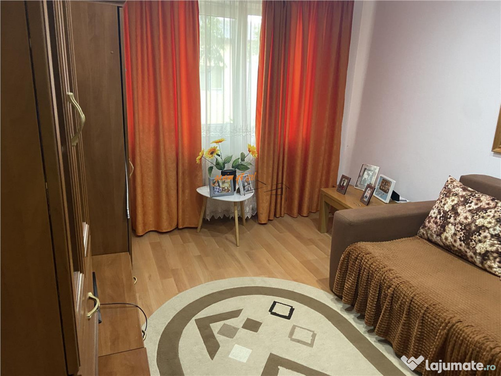 Apartament 3 camere , zona ultracentrala -Casa de Pensii Foc