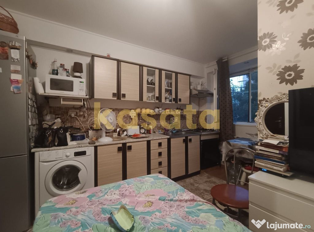 2 Garsoniere | Ozana | Etaj 1 | Mobilate & utilate | Pach...