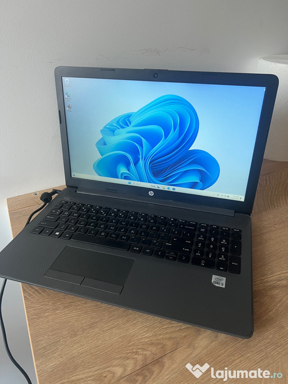 Laptop HP 250 G7 Notebook Pc