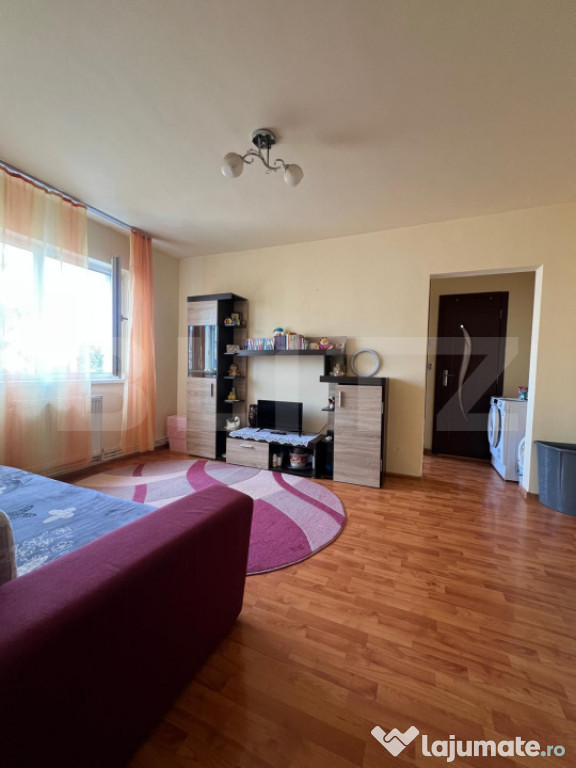 Apartament cu 2 camere, 35,60mp , semidecomandat , zona Kauf