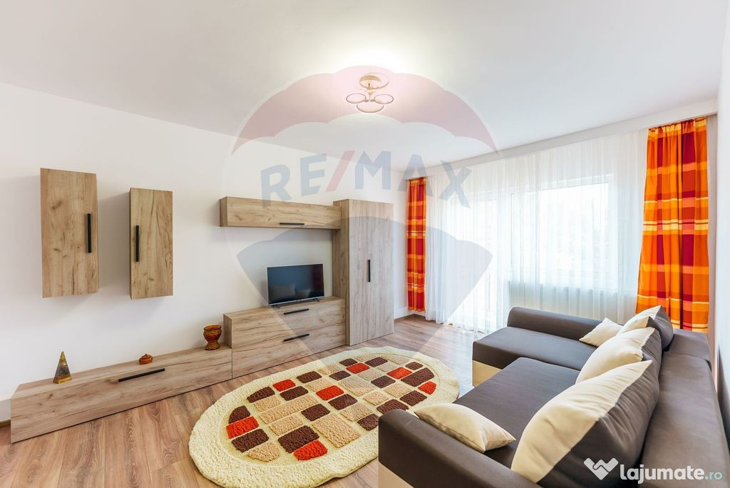 Apartament cu 3 camere de închiriat - zona Intim