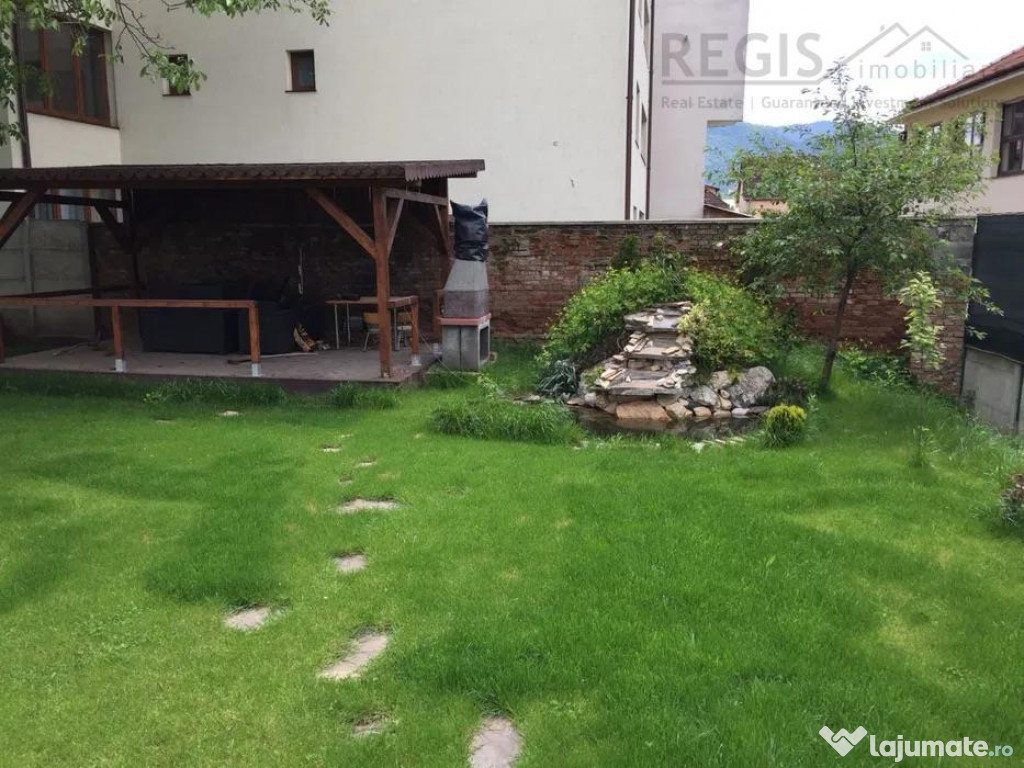 Casa cu 5 camere si gradina mare, in inima Brasovului