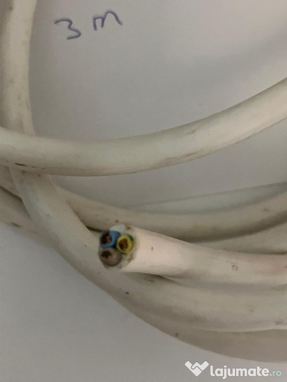 Cablu electric 3 x 1.5 mm², lungime 3 metri