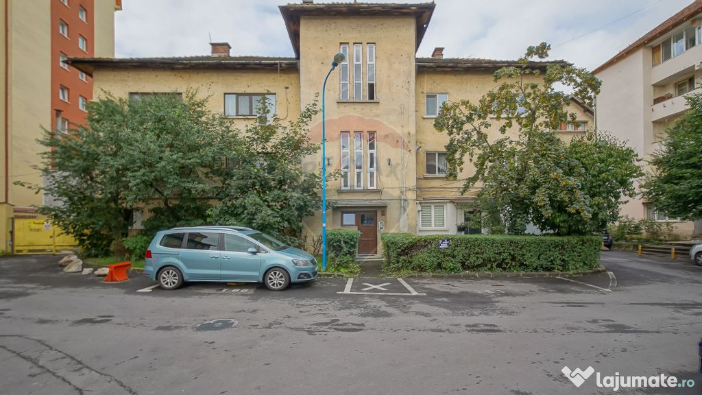 Apartament de închiriat, Brasovul Vechi, posibil cabinet...