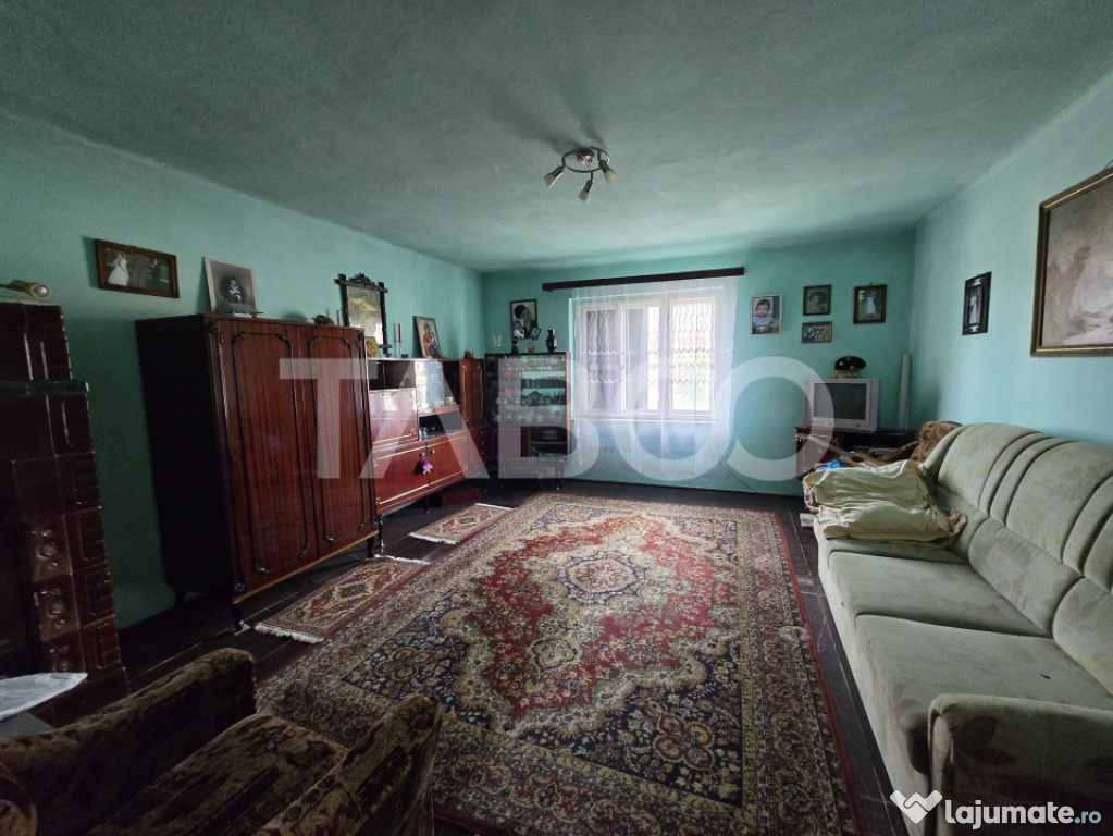 Casa individuala de vanzare 3 camere 800mp teren zona Turnis